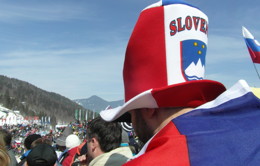 planica slovenija navija kapa